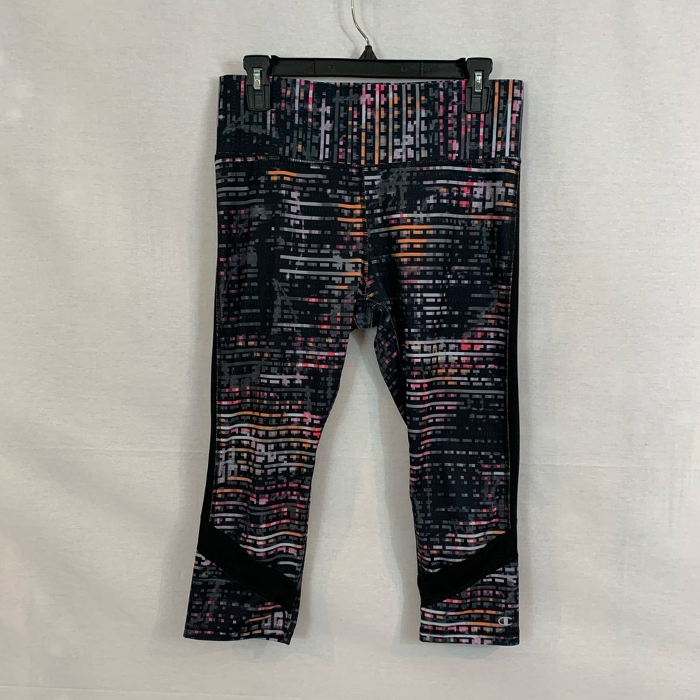 Champion Performance Capri Leggings Size Large